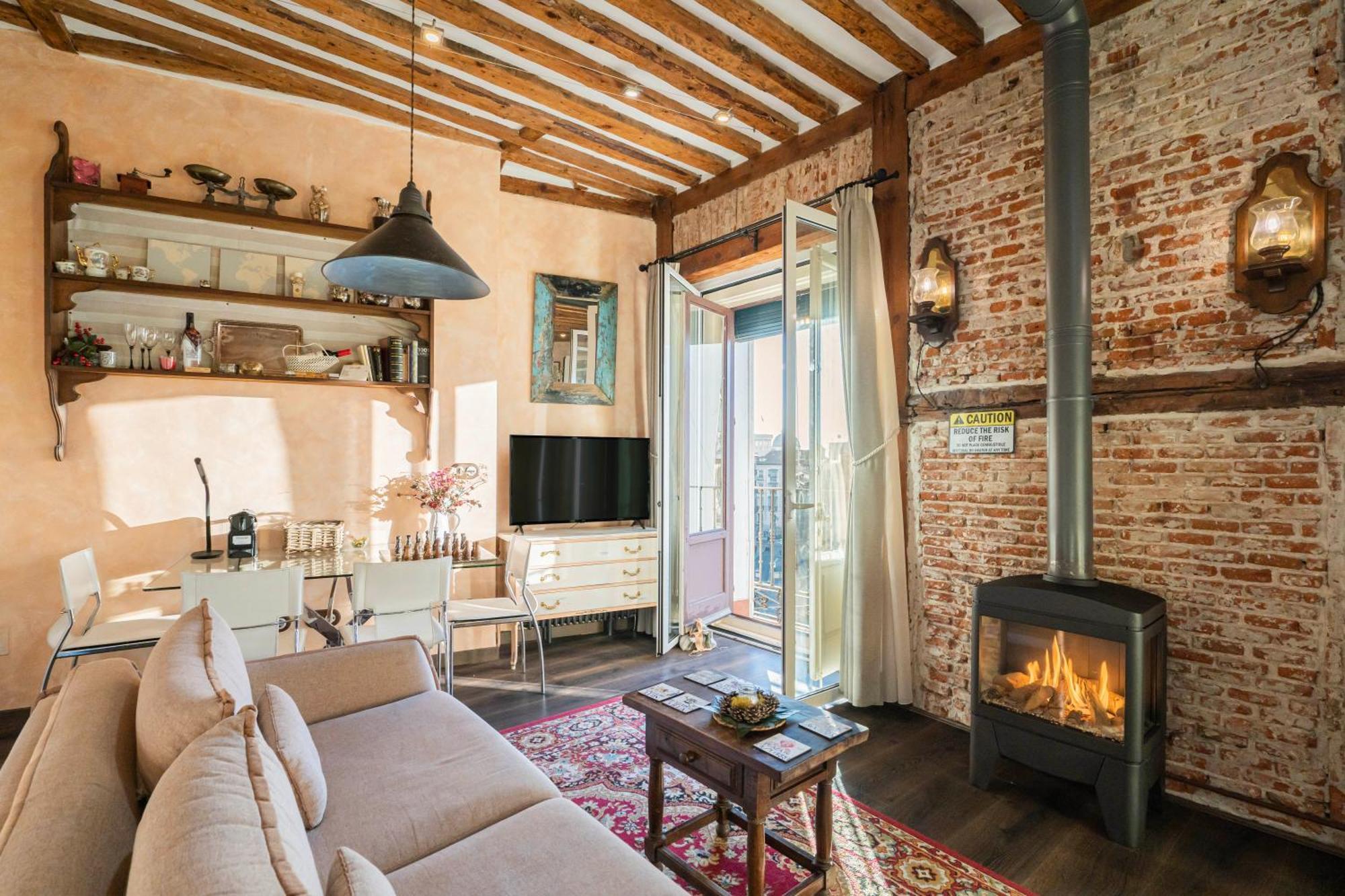 1851: Exceptional 19Th Century Studio In Madrid Exterior foto